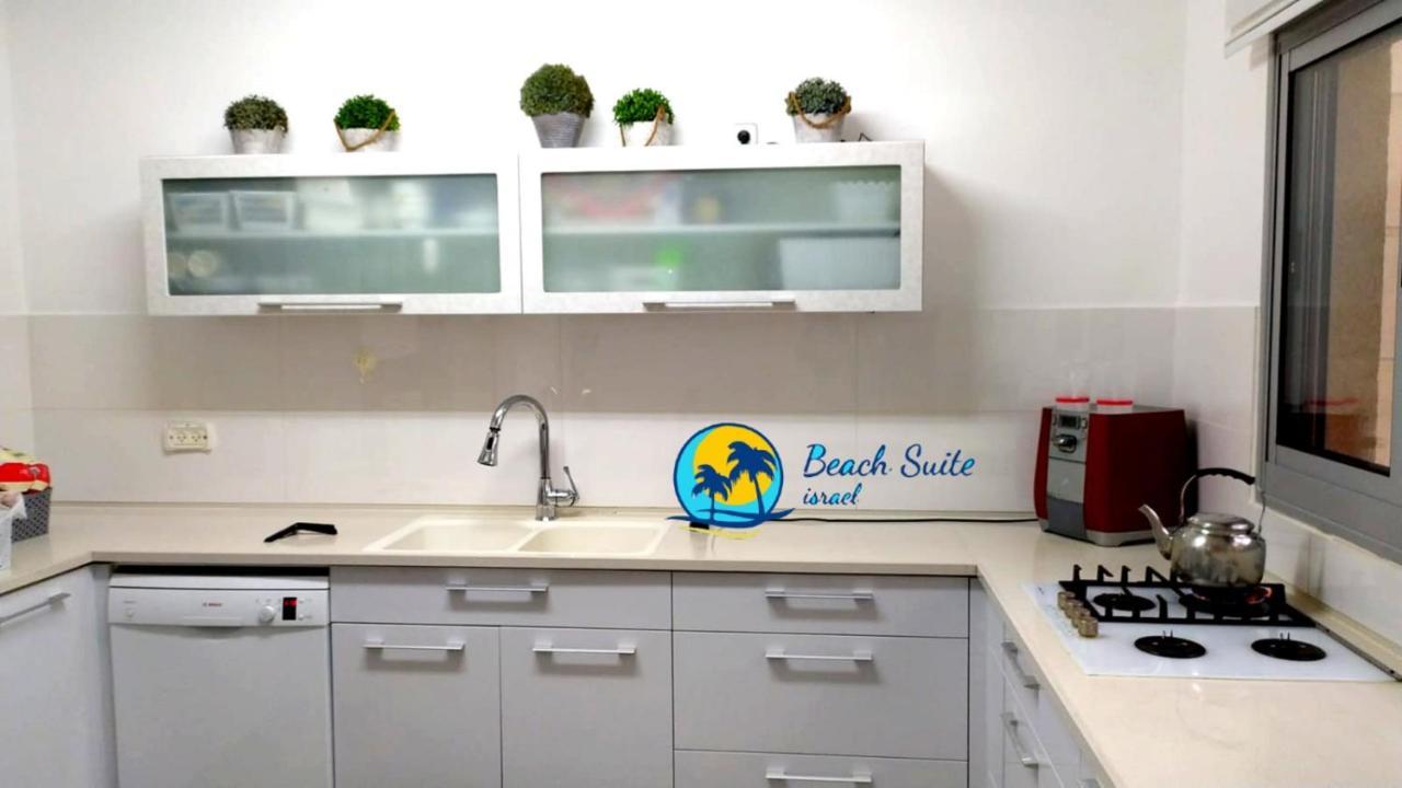Beach Suite Israel- Private Jacuzzi Garden Suite & Gym, 3 Min Walk To Beach ביץ סוייט ישראל- ג'קוזי פרטי בגינה 3 דקות הליכה לים וחדר כושר Ascalón Exterior foto