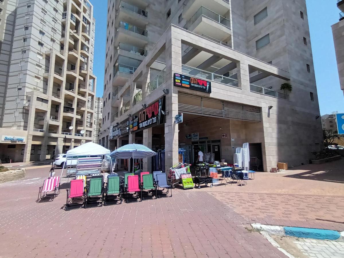 Beach Suite Israel- Private Jacuzzi Garden Suite & Gym, 3 Min Walk To Beach ביץ סוייט ישראל- ג'קוזי פרטי בגינה 3 דקות הליכה לים וחדר כושר Ascalón Exterior foto
